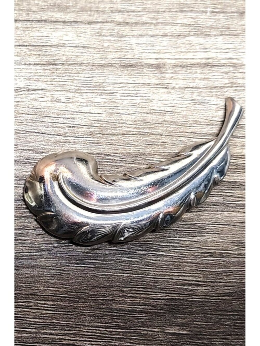 Vtg Signed Coro Silver Tone Feather Plume Leaf Shape Brooch Textured 2.5" Large